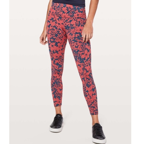 Lululemon High Rise Efflorescent Dark Canyon Onyx Blue Final Lap Crop - Picture 11 of 12